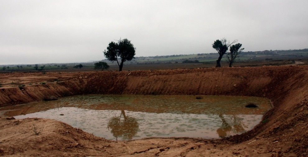 Excavació de la bassa de compostatge d'Ossó de Sió