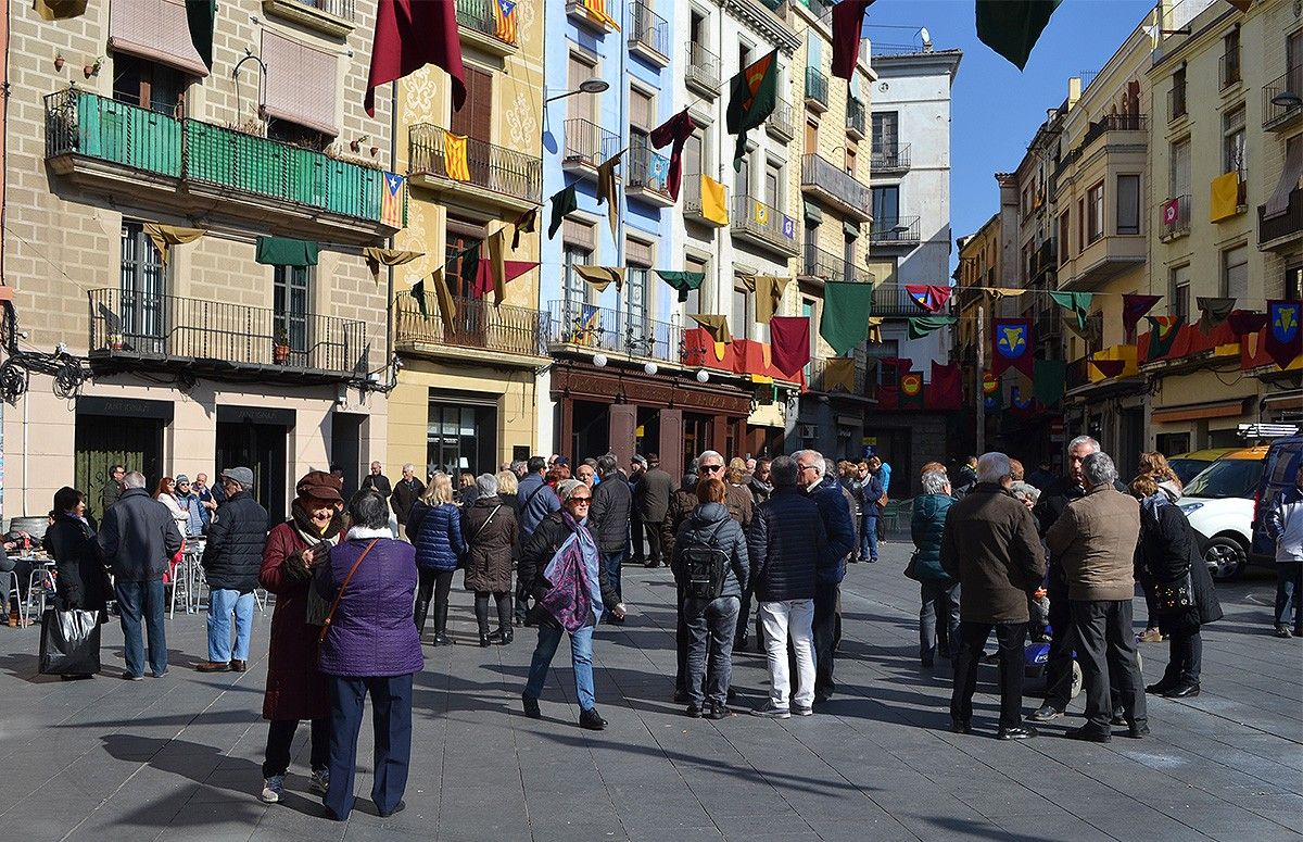 Els jubilats s'han concentrat a la plaça Major de Manresa