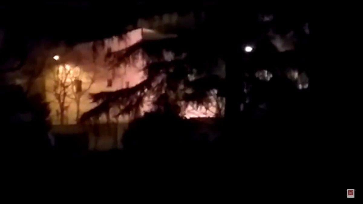 VÍDEO Incendi en contenidors a les Bases de Manresa