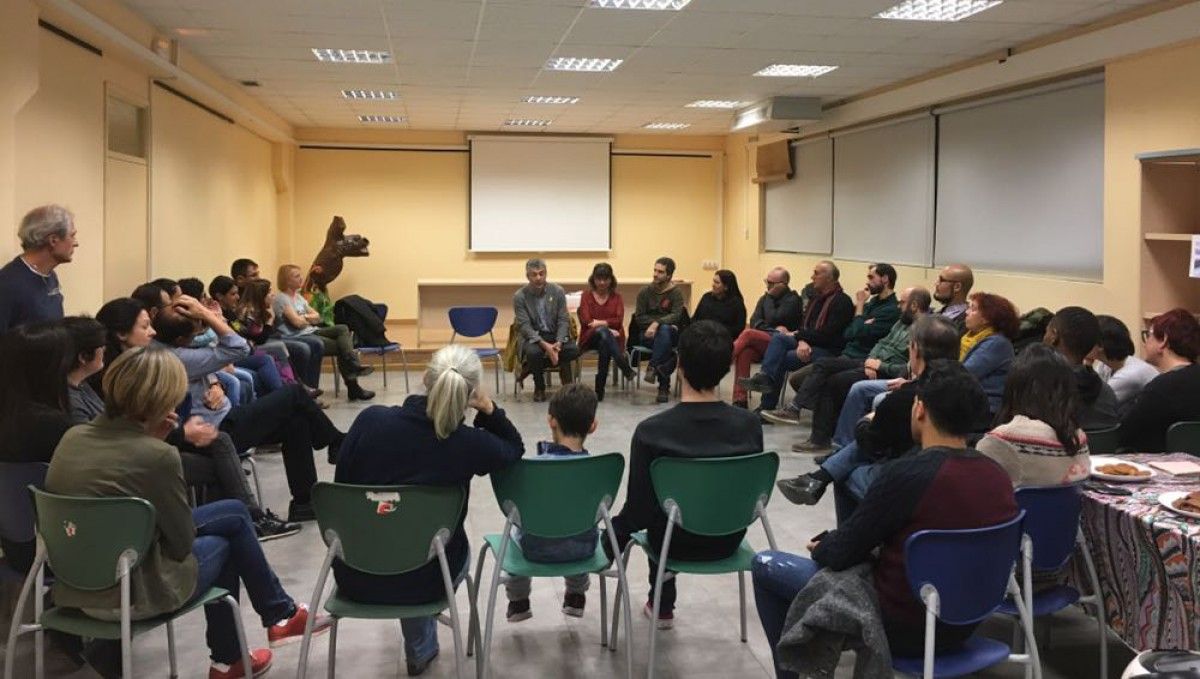 Primera trobada entre mentors i persones refugiades a Manresa