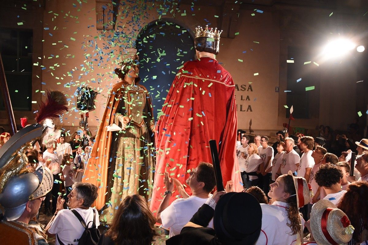 Els gegants Ferran i Isabel durant la celebració