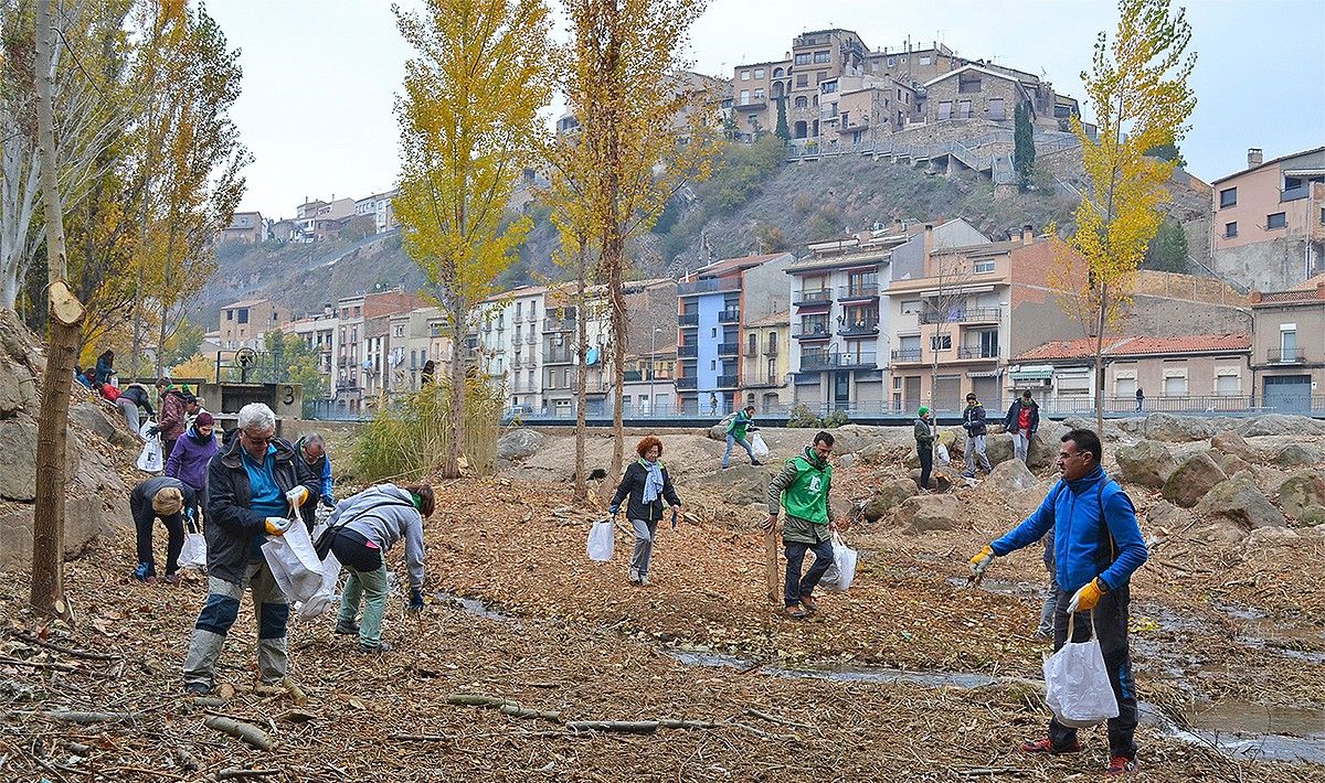 Jornada a la llera del Cardener a Súria