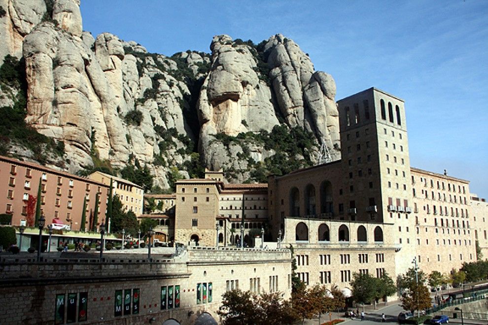 Montserrat és el principal atractiu turístic del Bages