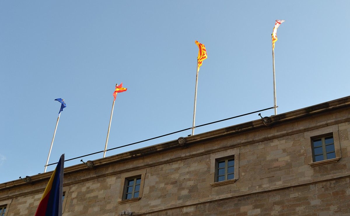 La bandera espanyola a l'Ajuntament de Manresa