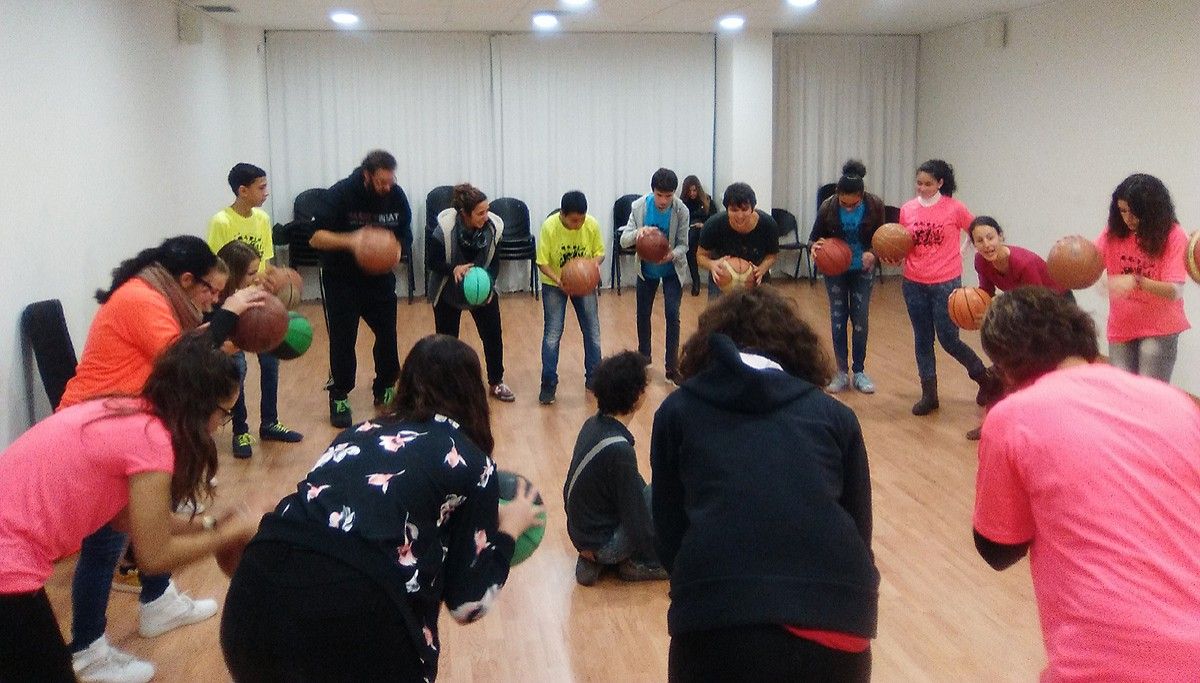 El Basket Beat fomenta la integració social dels joves
