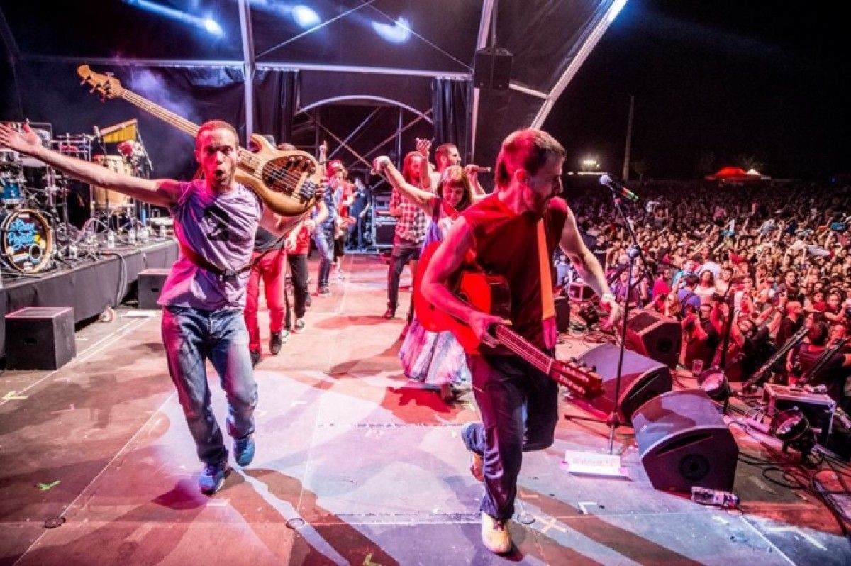 Els Pegatina estrenaran la gira de «Revulsiu» a Sant Fruitós