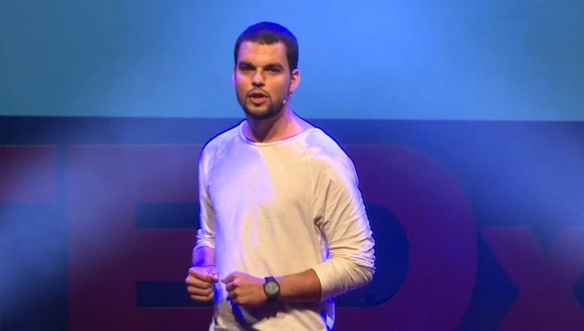 David Victori durant la seva participació al TEDxManresa