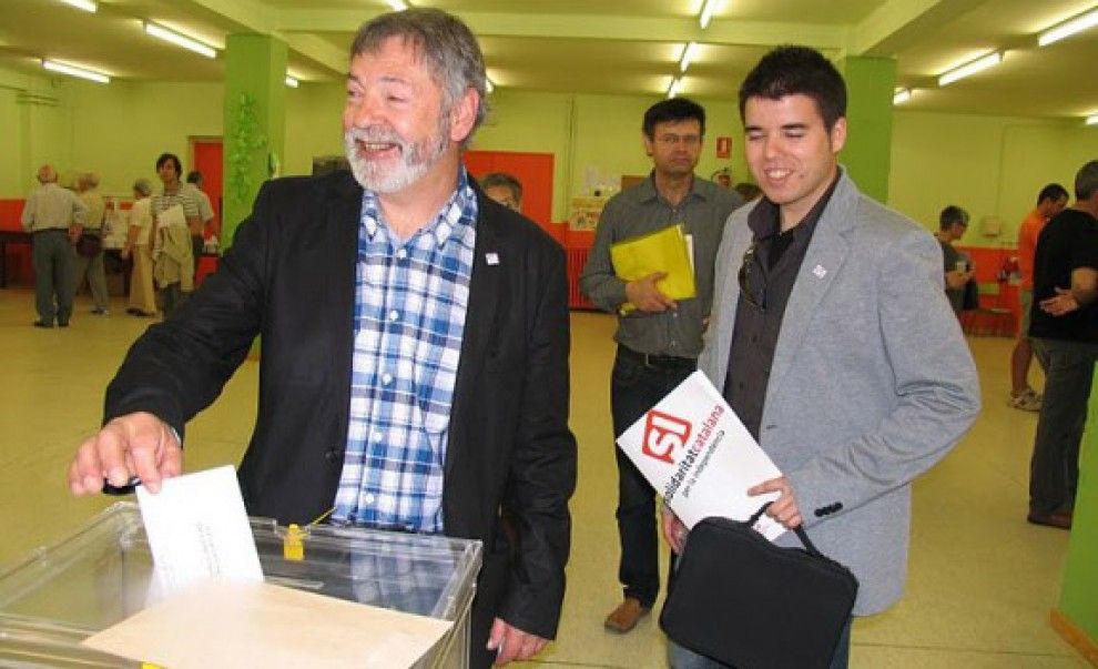 El candidat de SI a les eleccions de 2011, Robert Ara, amb Oriol Ges.