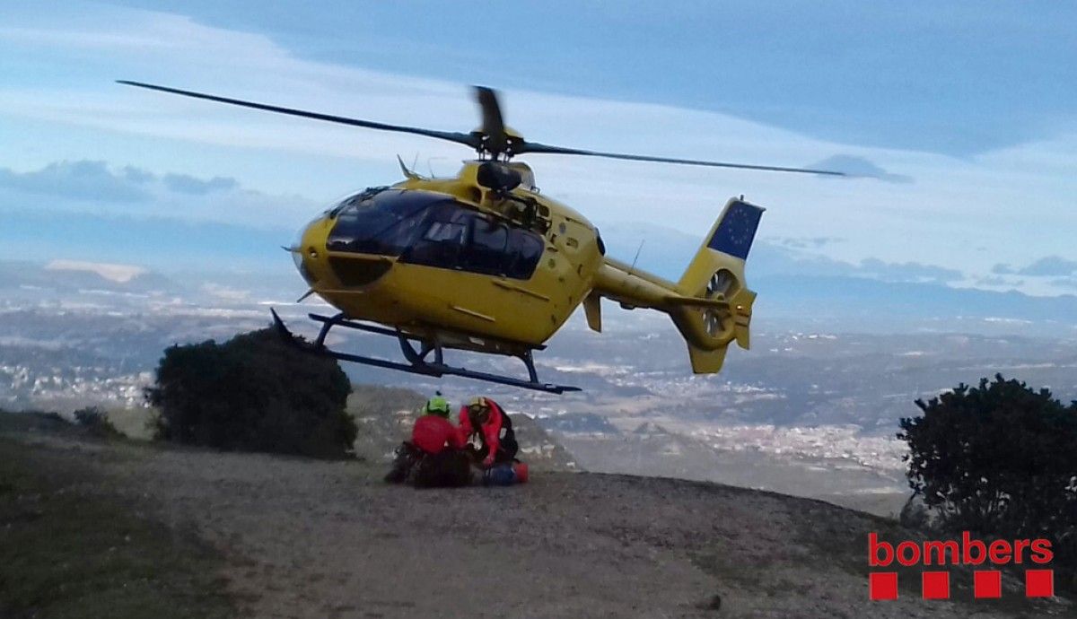 L'helicòpter dels Bombers a Montserrat