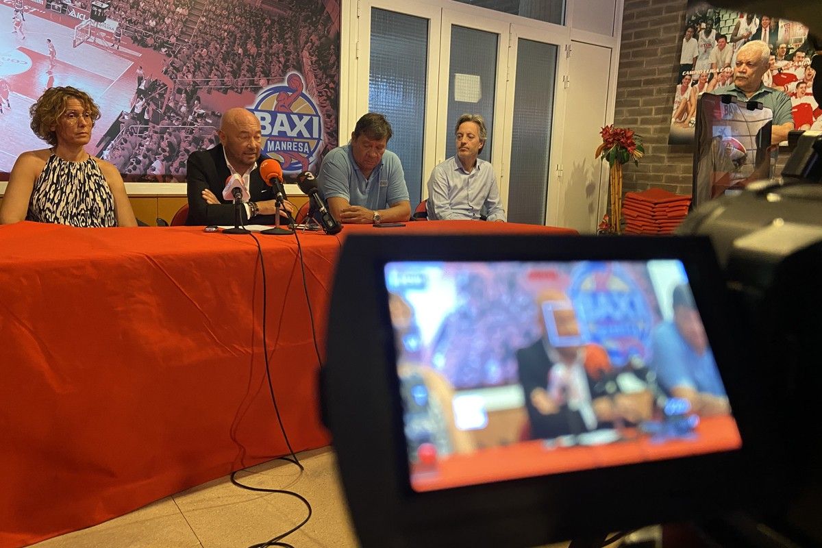 Josep Sàez, al costat de Fèlix Salido, durant la roda de premsa