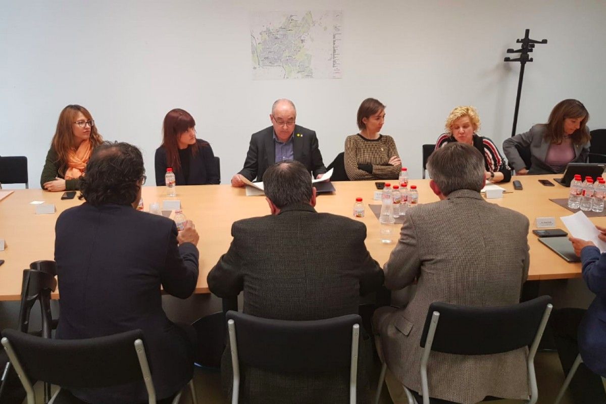 Josep Bargalló, reunit amb els alcaldes, alcaldesses i presidents dels consells comarcals de la Catalunya Central