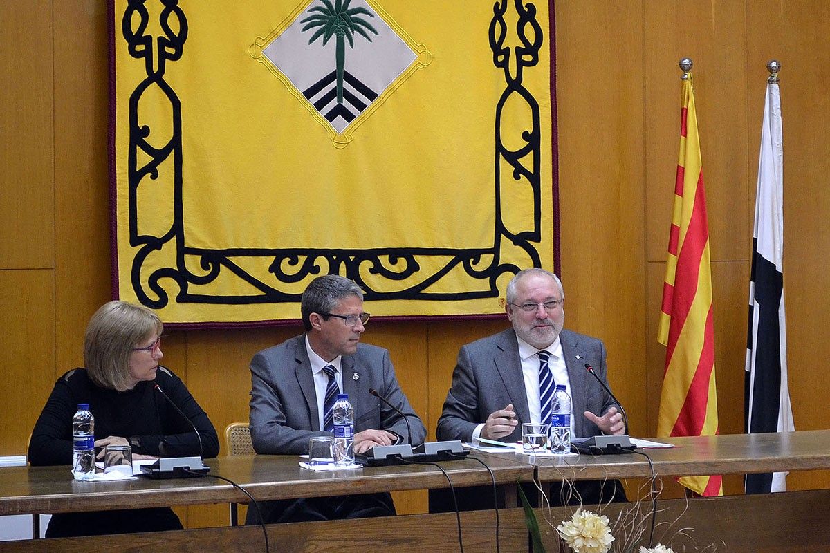 El director general de Cultura Popular de la Generalitat, Lluís Puig, pronuncia el pregó de la Festa de Sant Sebastià