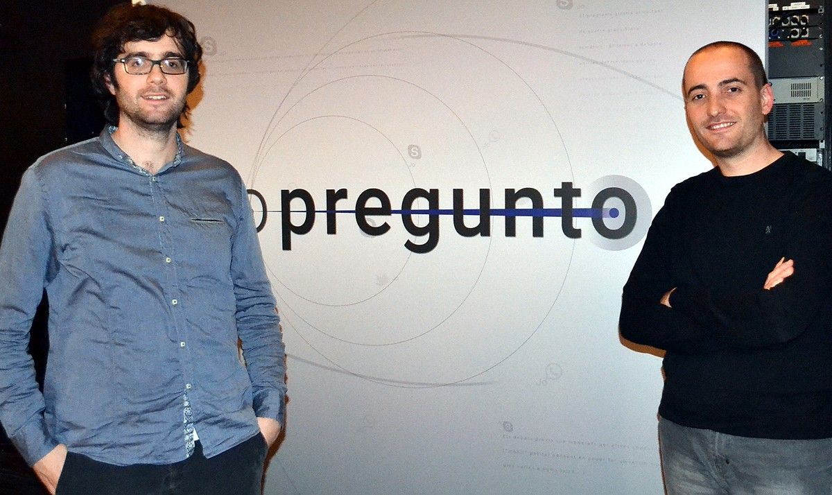 Joan Gil i Lluís Cano, els dos preguntadors manresans del «Jo Pregunto» de TV3