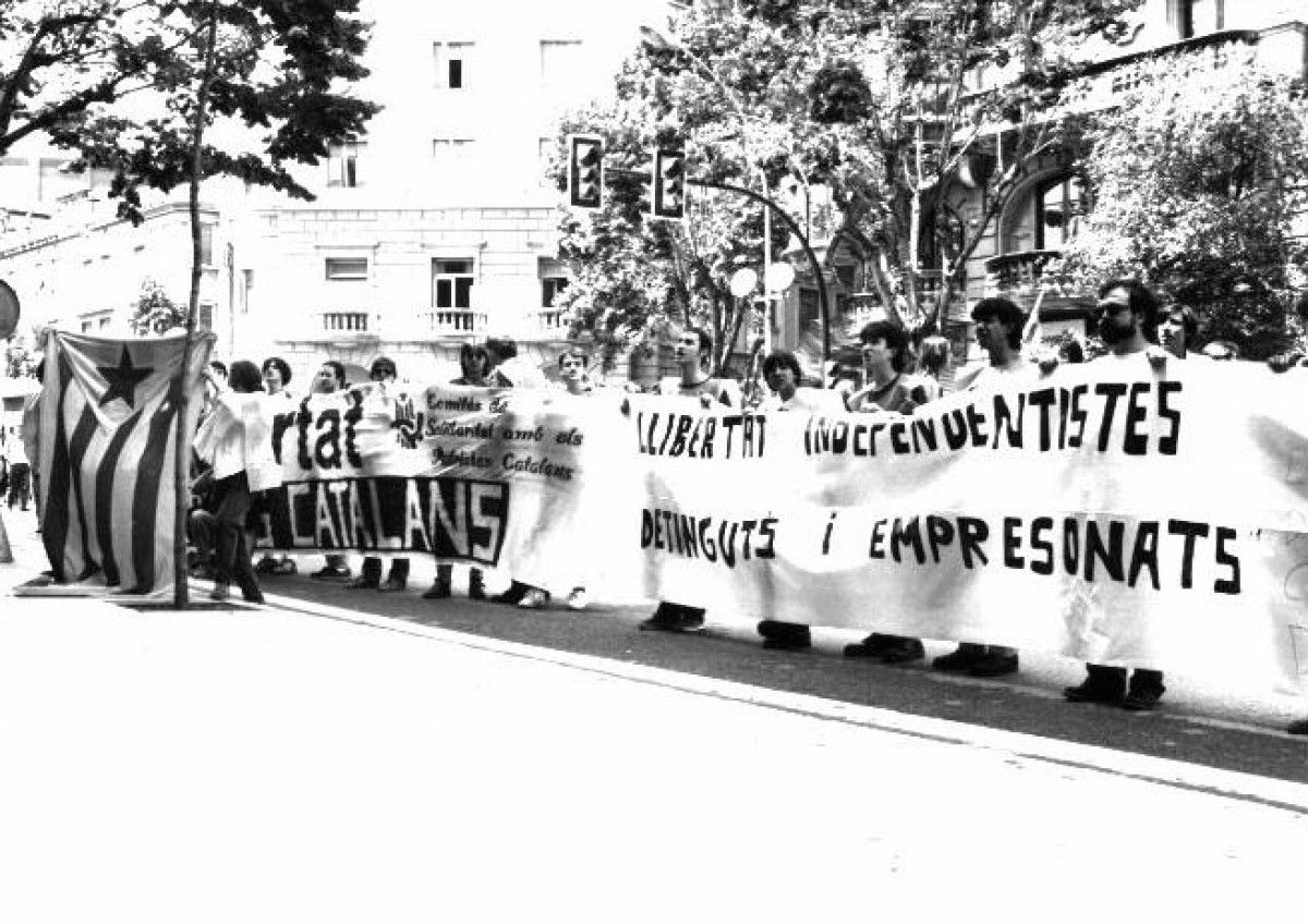 Imatge d'arxiu d'una concentració contra l'Operació Garzón, el 1992