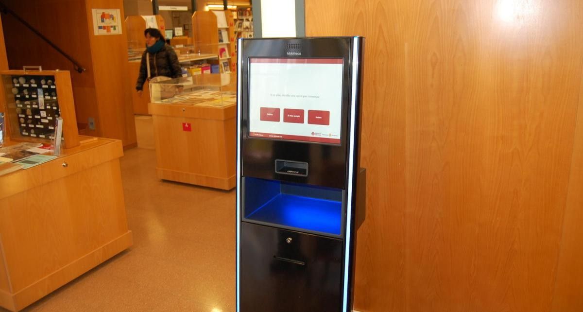 La utilització de la tecnologia RFID a la Biblioteca del Casino està pensada per automatitzar la gestió del préstec i el control de seguretat