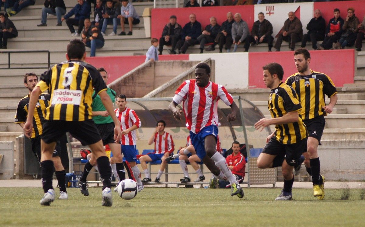 Imatge d'arxiu de l'últim Sabadell B - CdE Manresa, la temporada 2012-13