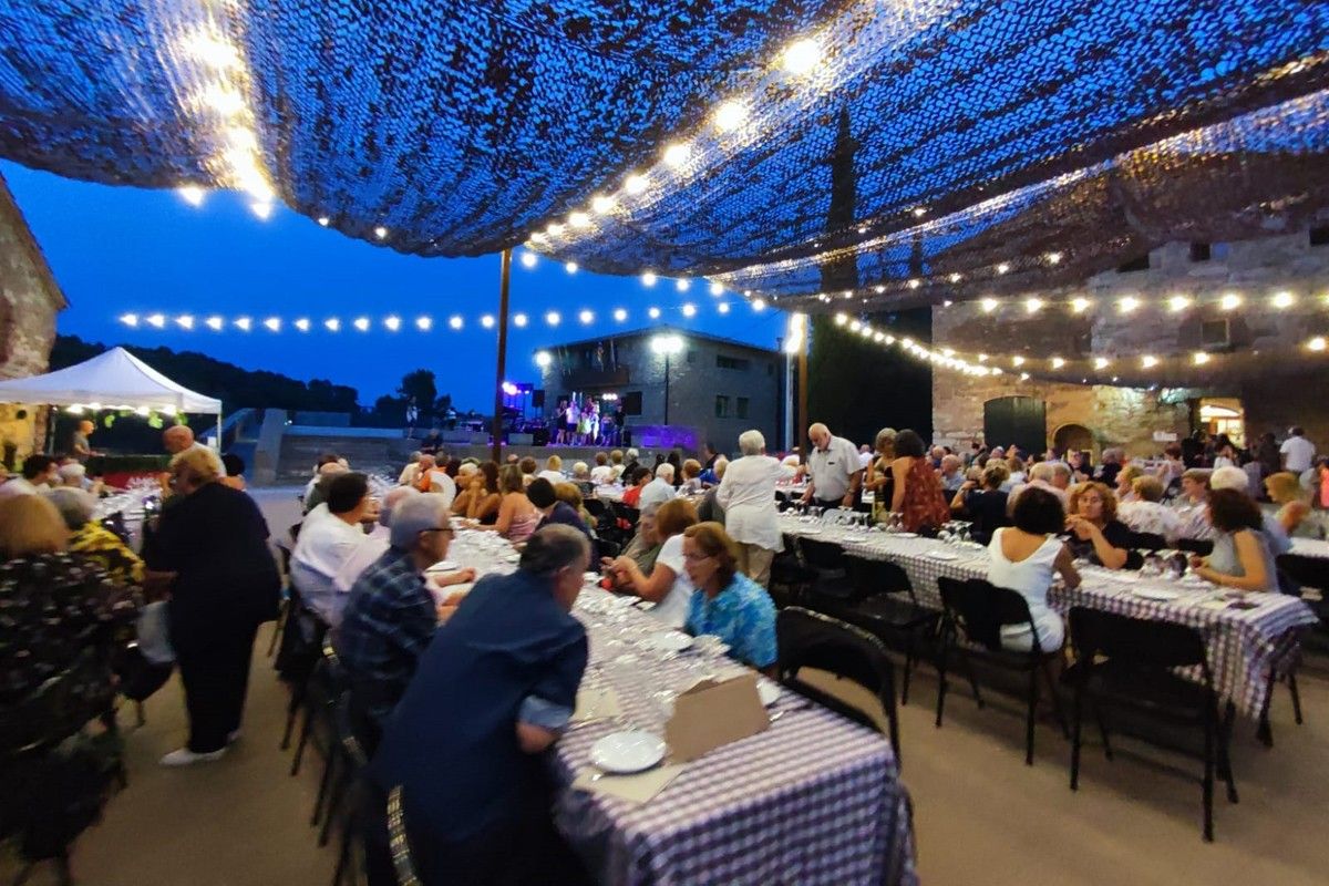 El sopar de Festa Major ha donat el tret de sortida a les festes de Castellnou