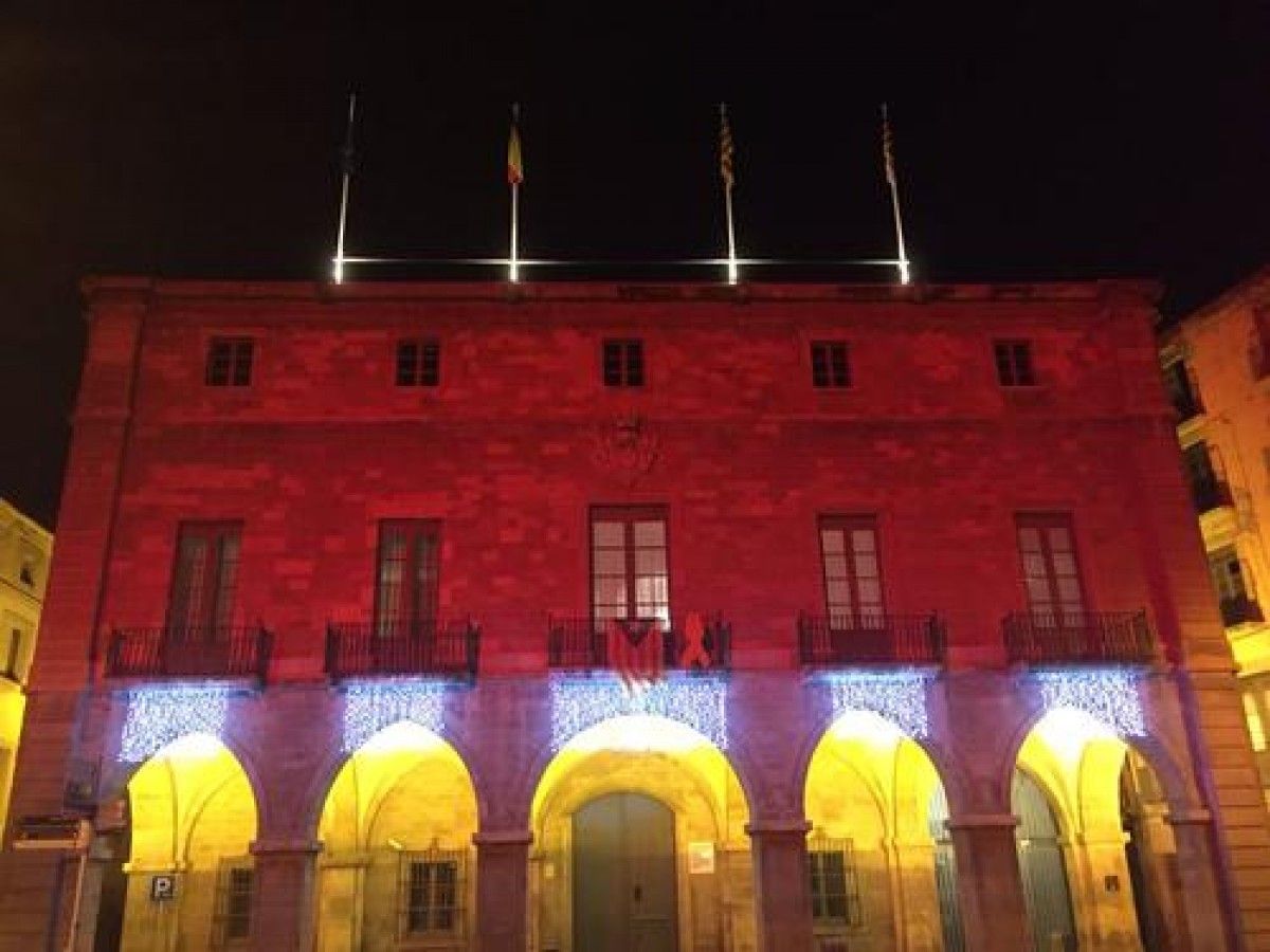 L'Ajuntament de Manresa es tornarà a il·luminar en vermell contra la pena de mort