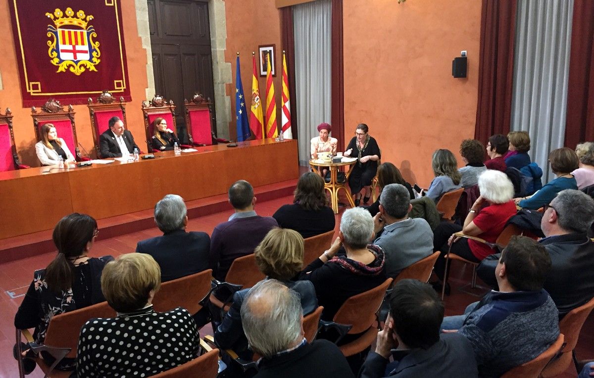 Acte institucional del Dia de la Dona al saló de sessions de l'Ajuntament de Manresa