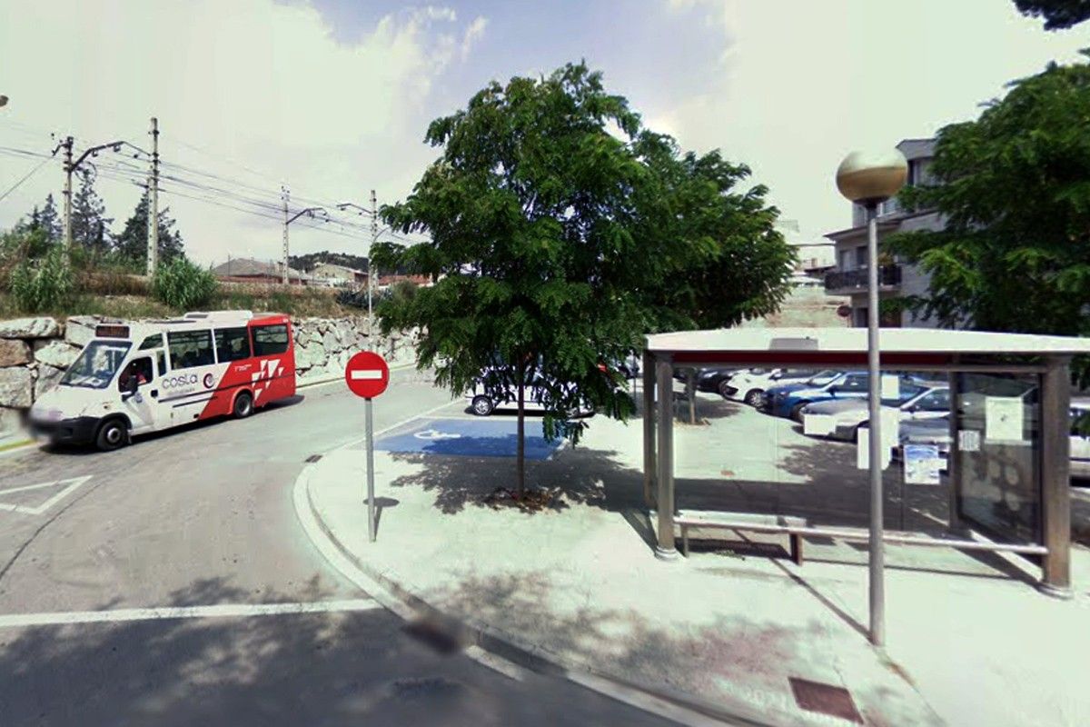 Plaça del Pi de Sant Vicenç de Castellet