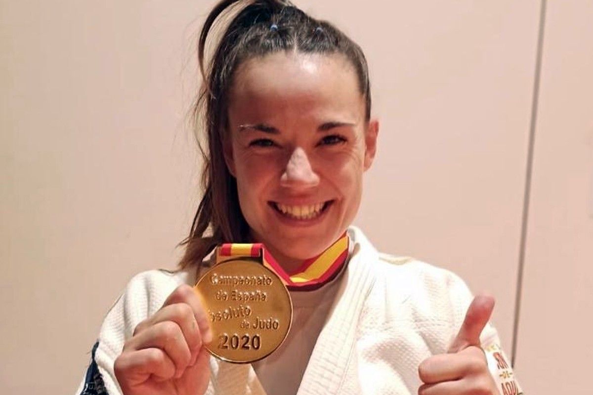 Carla Ubasart amb la seva medalla d'or