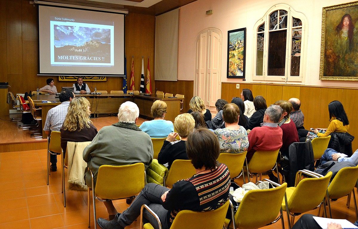 Acte de presentació del projecte de salut Súria CoMmunity al saló de sessions de l'Ajuntament de Súria