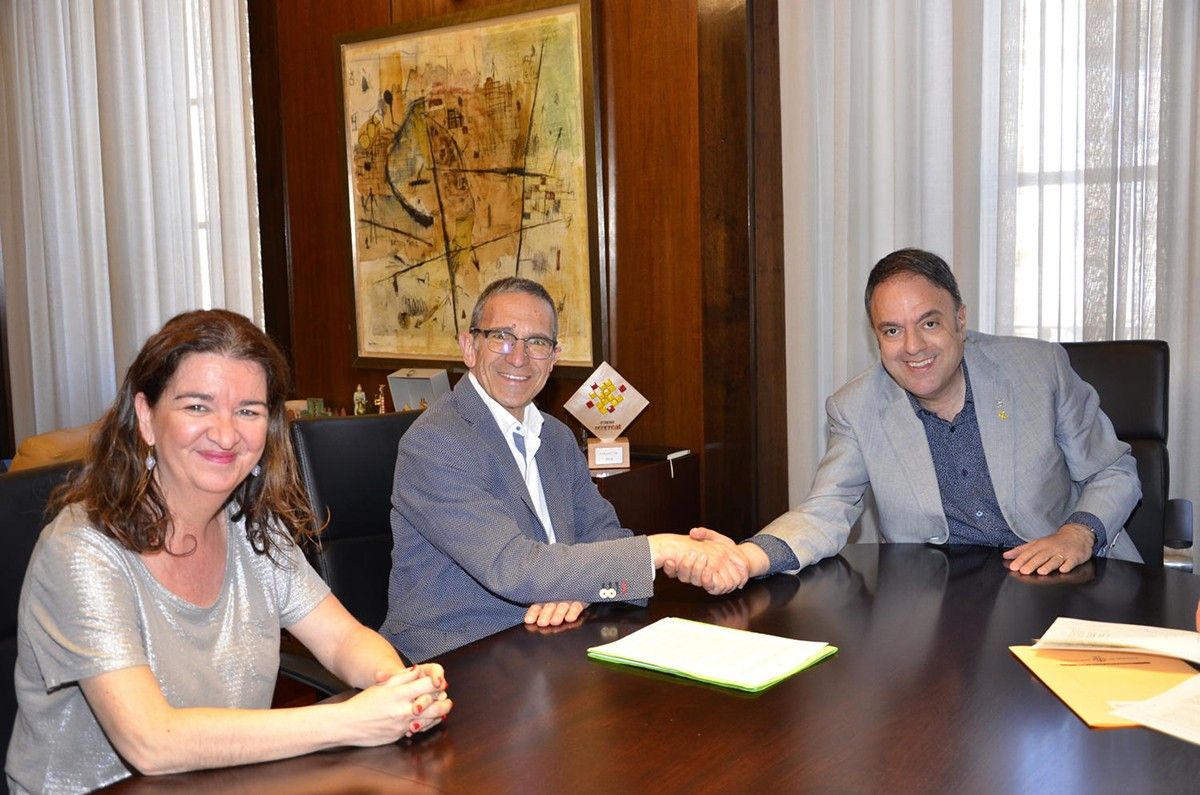 Signatura del conveni de col·laboració entre la Fundació i l'Ajuntament