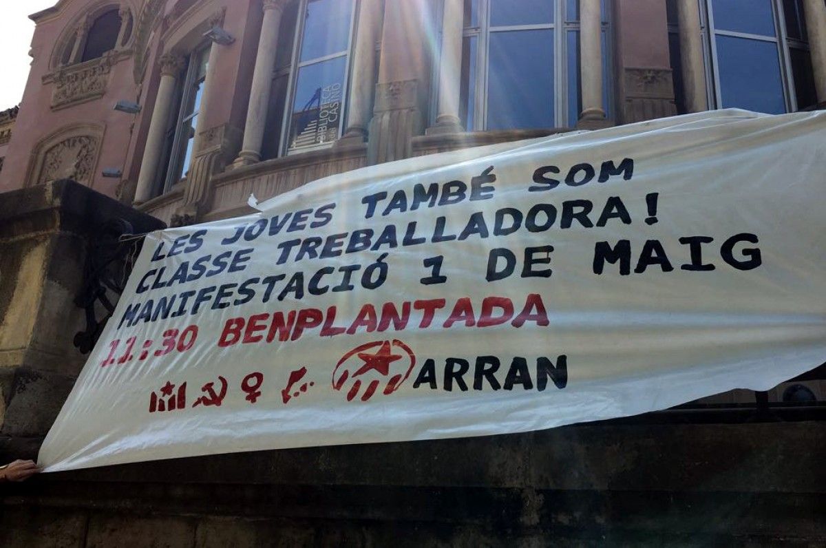 Una de les dues pancartes per les que han estat denunciats els dos membres d'Arran