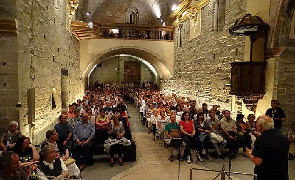 Unes 250 persones van participar al Música i Romànic a Sant Benet de Bages.
