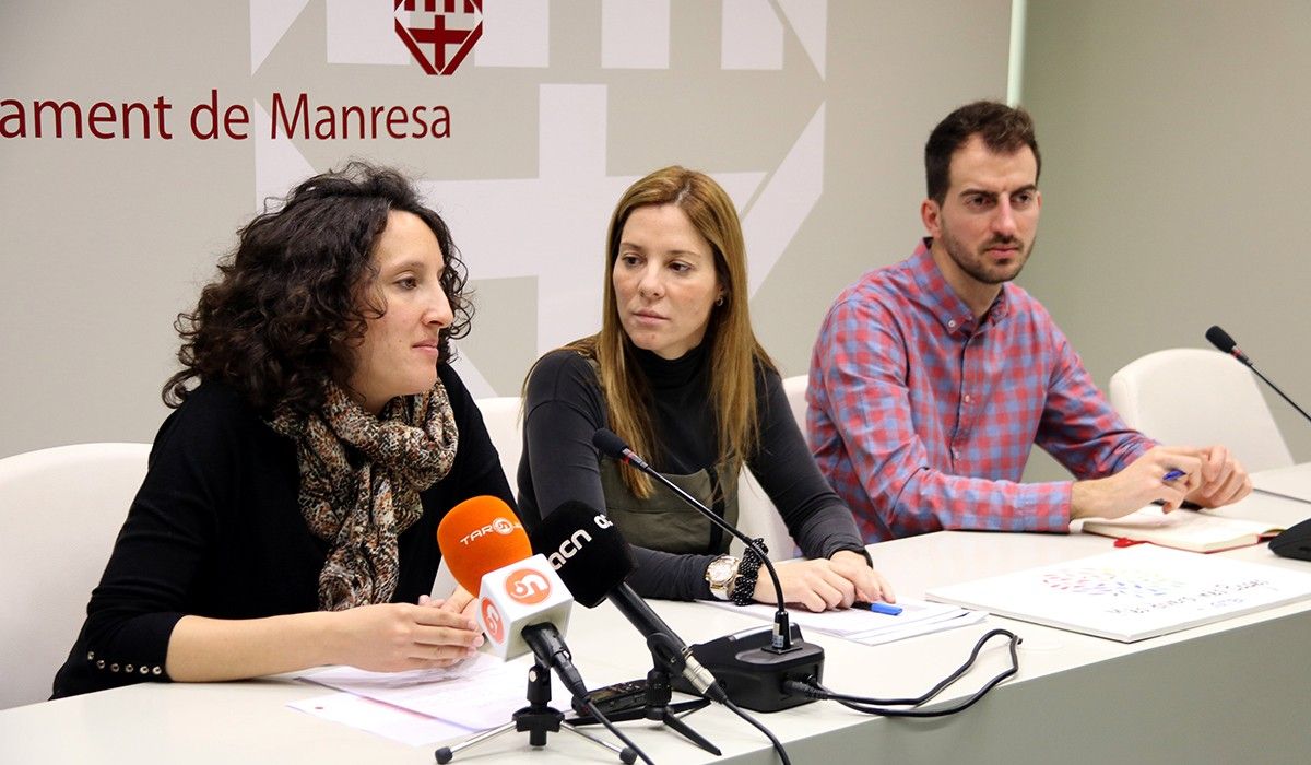 Maria Rodó de Zárate, consultora; Cristina Cruz, regidora de l'Ajuntament de Manresa, i Albert Marañon, conseller del Consell Comarcal del Bages