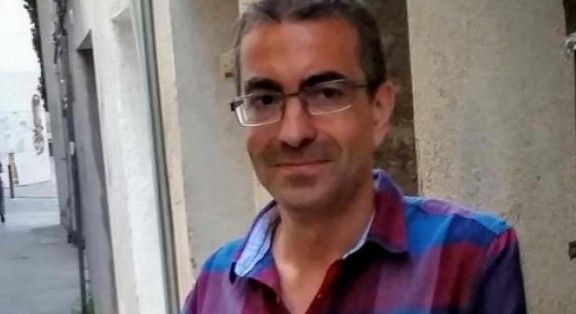 Llorenç Capdevila guanya el 24è premi Ferran Canyameres de Novel·la - See more at: https://www.omnium.cat/noticia/llorenc-capdevila-guanya-el-24e-premi-ferran-canyameres-de-novella#sthash.AV4ETt0R.dpuf