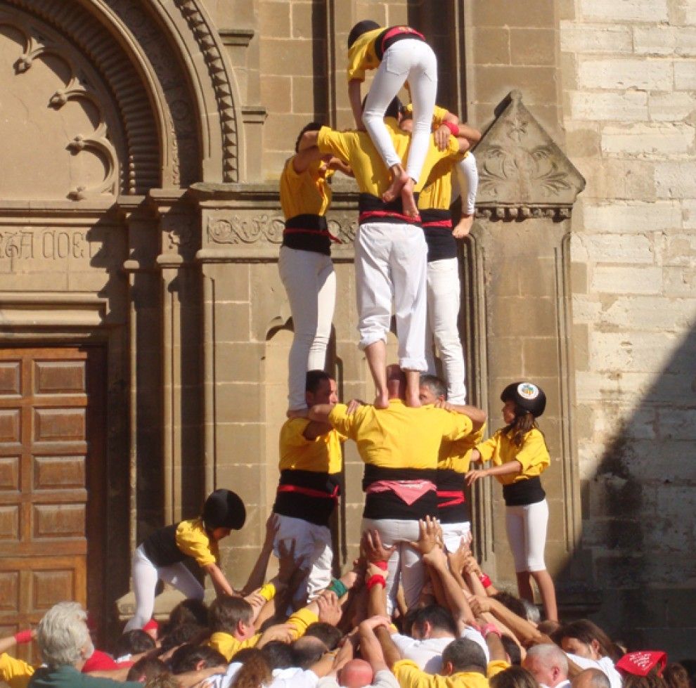 Actuació dels Castellers de Santpedor a Calaf.