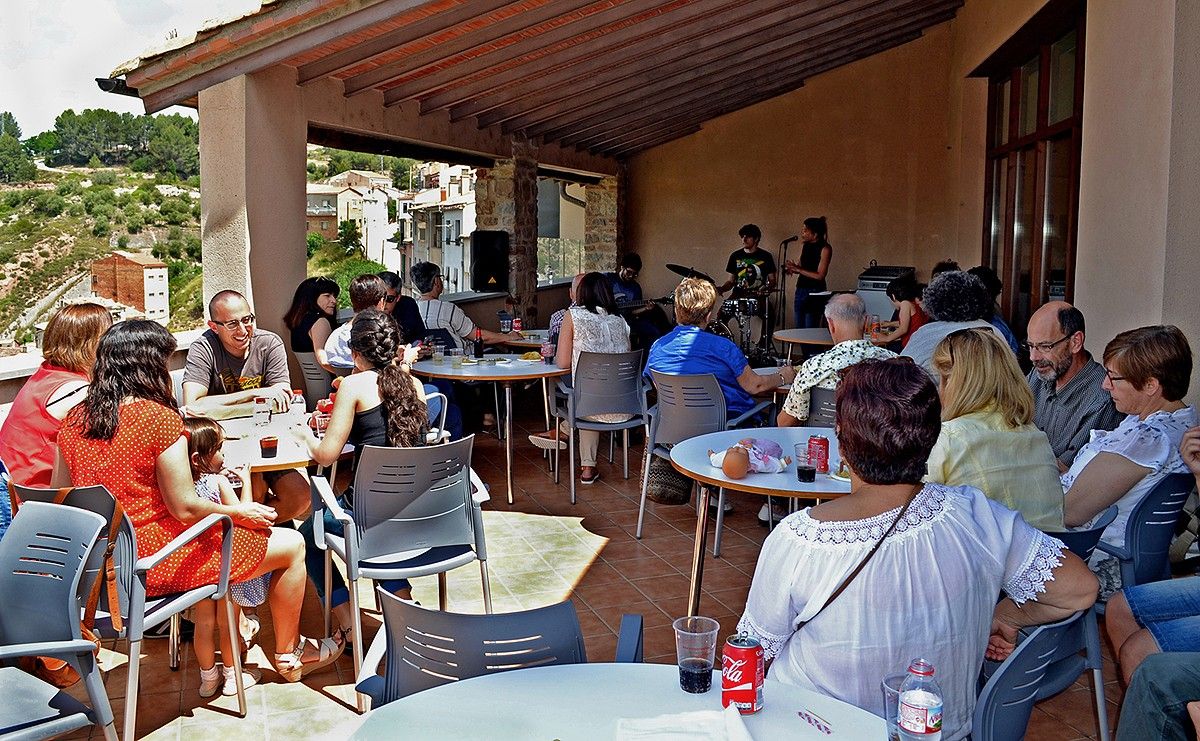 Primera sessió del cicle Vermuts Musicals a Cal Balaguer del Porxo