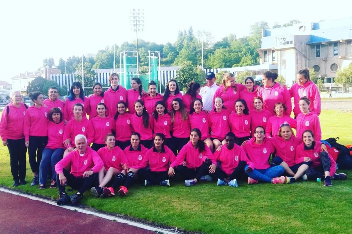 L'equip femení de l'Avinent Manresa a Donòstia