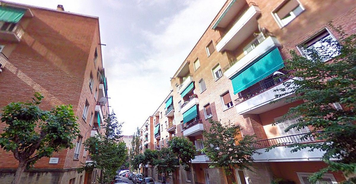 La Imane i la Najwa viuen als pisos de l'Avecrem, al barri de Valldaura