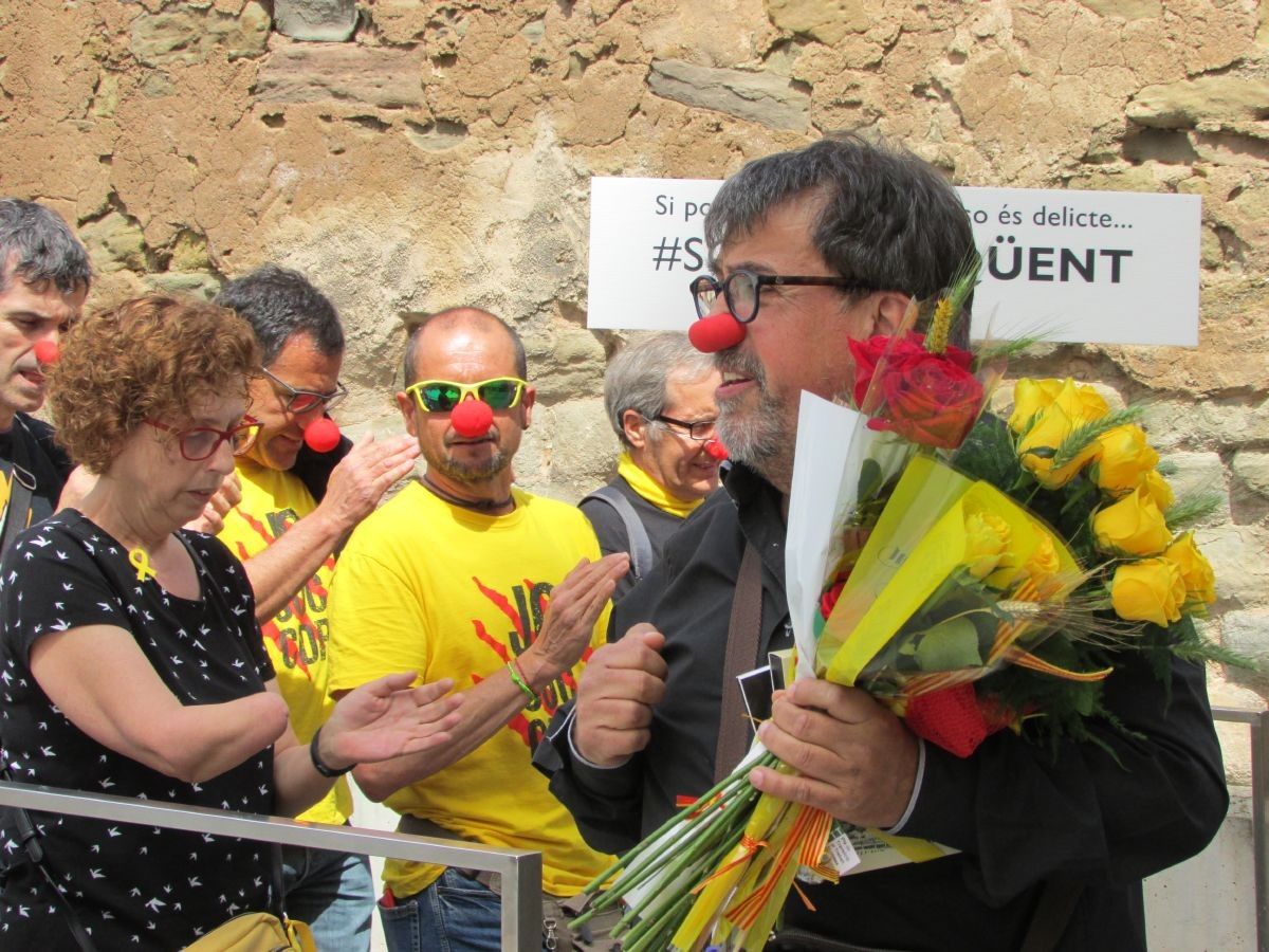 Jordi Pesarrodona a l'entrada dels jutjats de Manresa