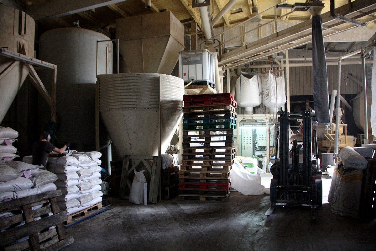 Pla general de la planta destinada a la producció de pinso ecològic que la Cooperativa de Salelles té a Manresa