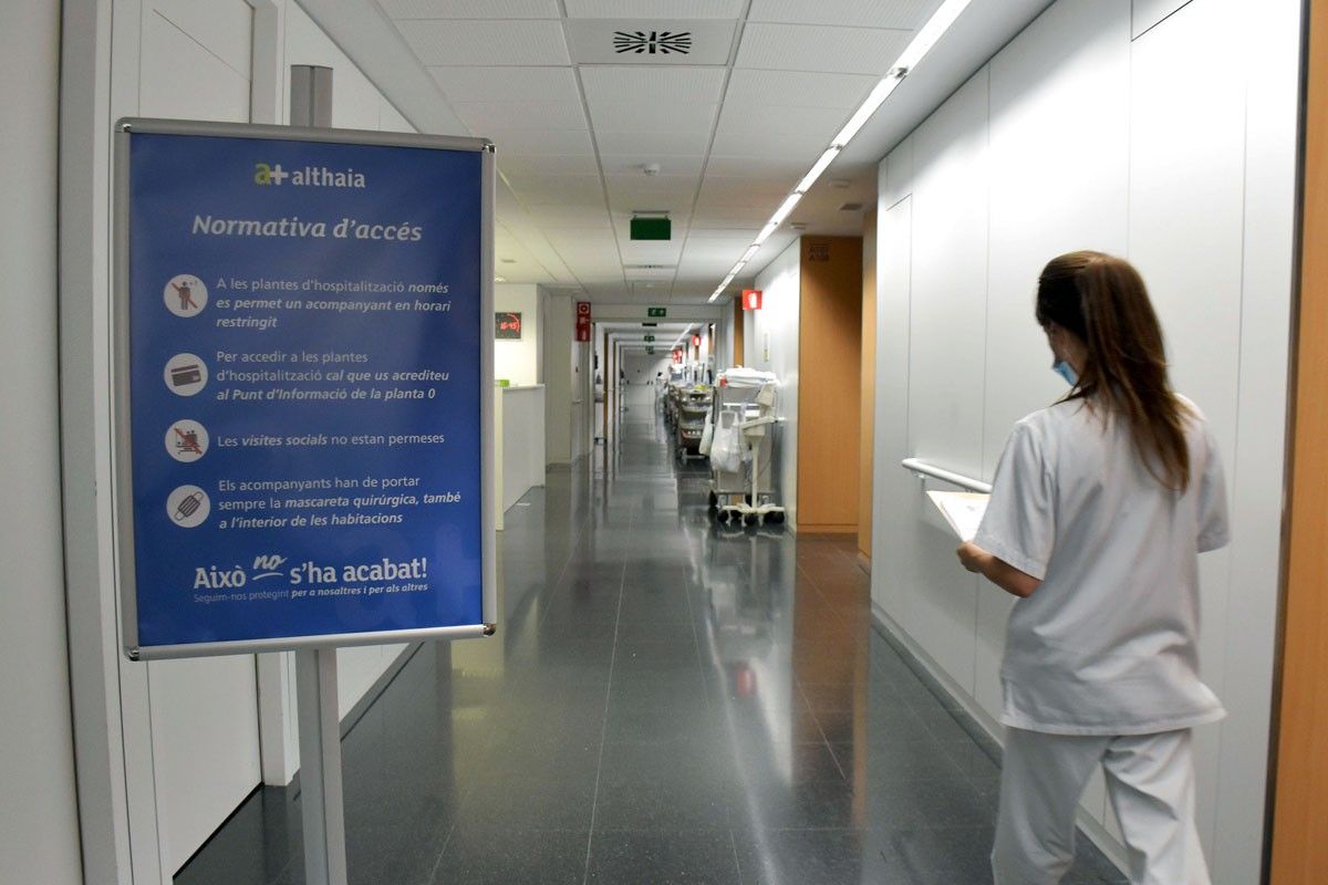 Nous rètols donen indicacions als hospitals d'Althaia
