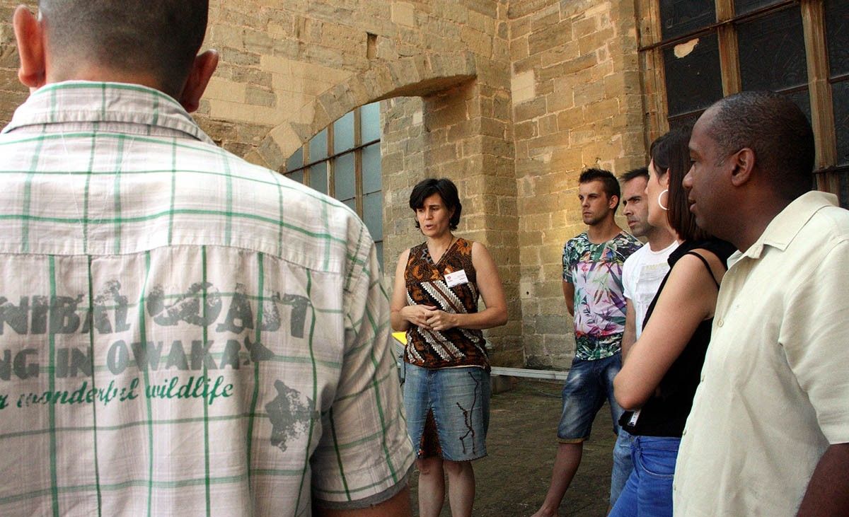 Un dels moments de la visita turística que quatre interns de Lledoners han fet aquest matí a Manresa