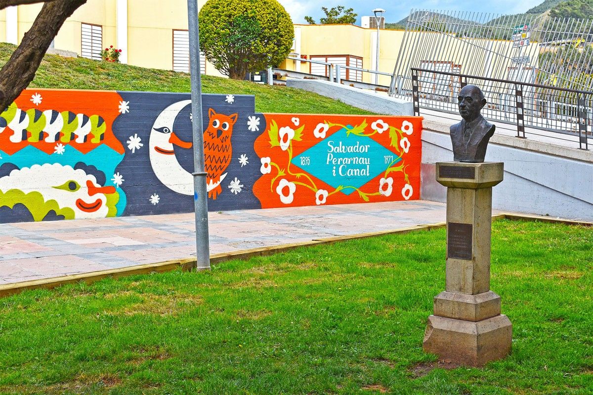 Nou mural de la plaça de Salvador Perarnau