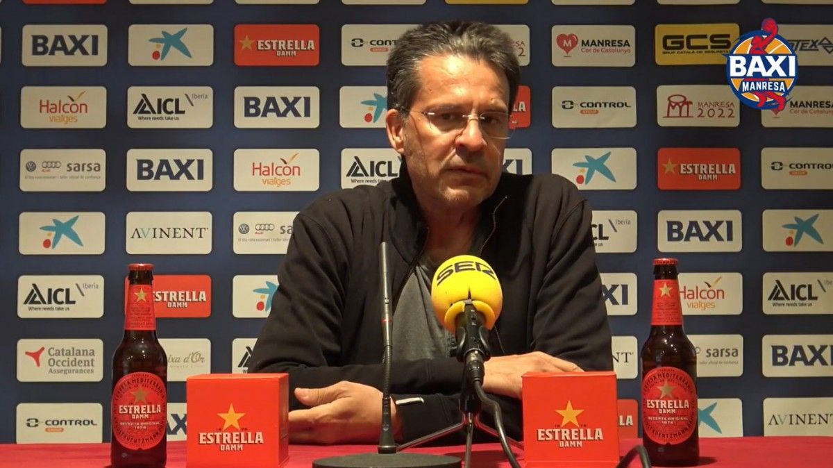 Pedro Martínez durant la roda de premsa després del partit