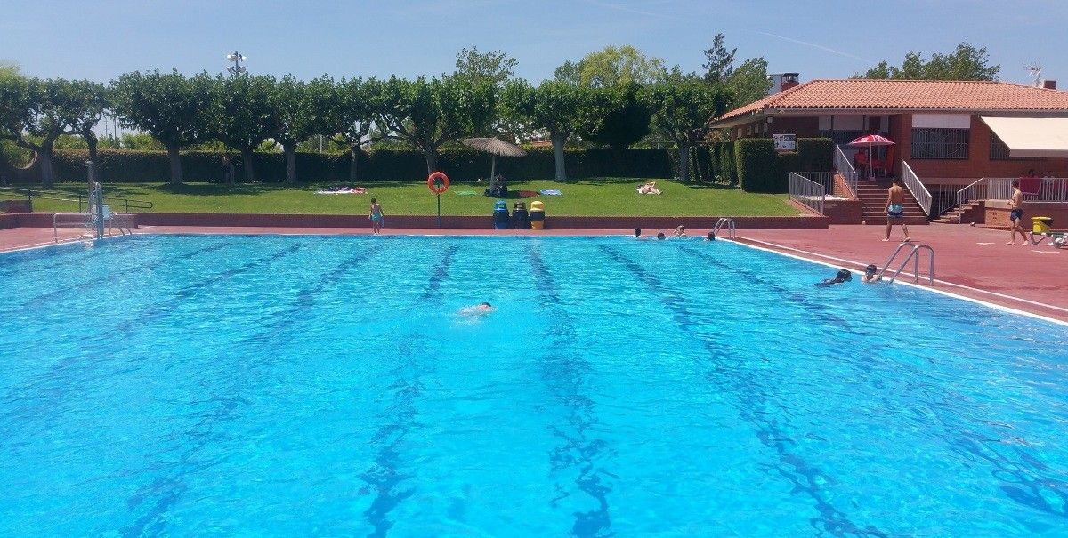 Imatge de la piscina municipal de Santpedor