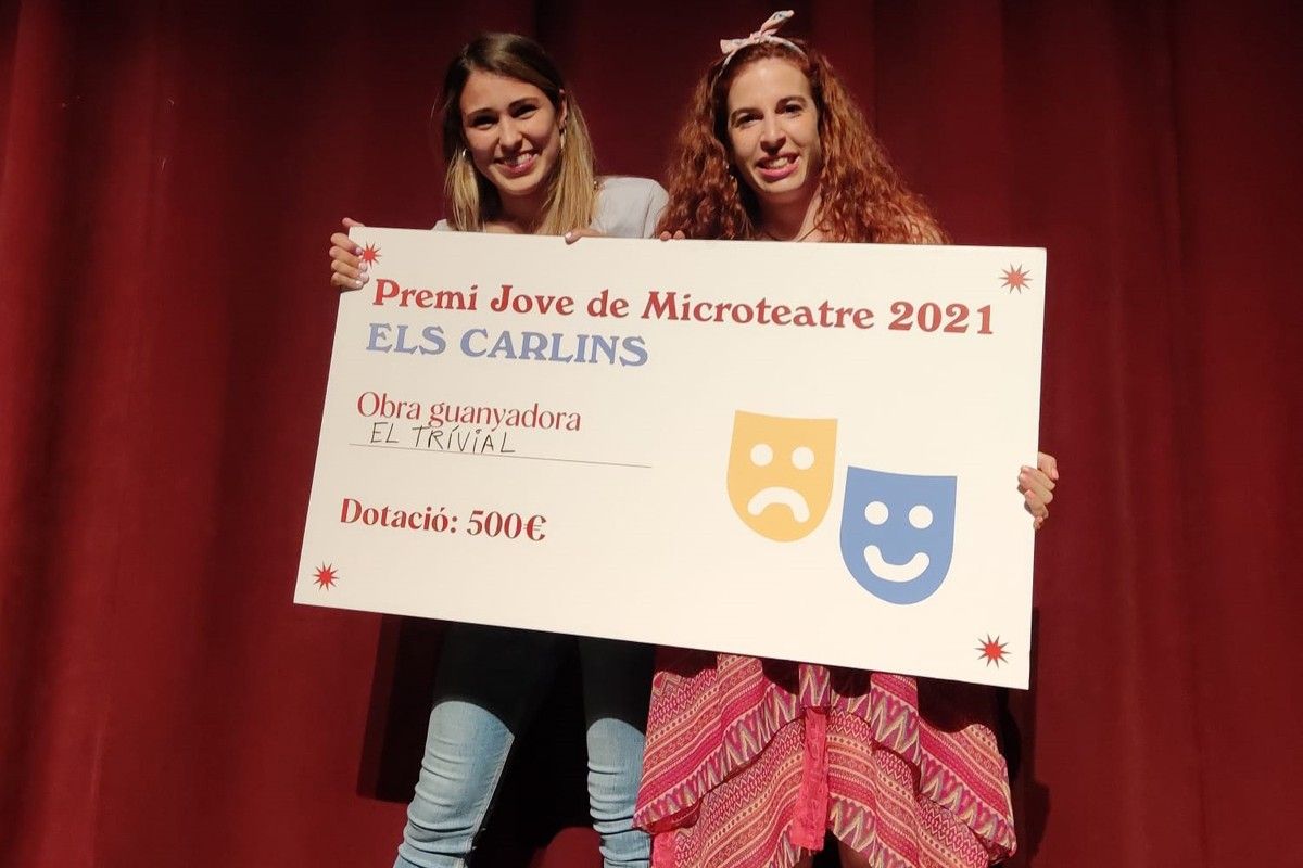 Jèssica Rivero i Carla Garcia, guanyadores del primer Premi Jove de Microteatre d'Els Carlins