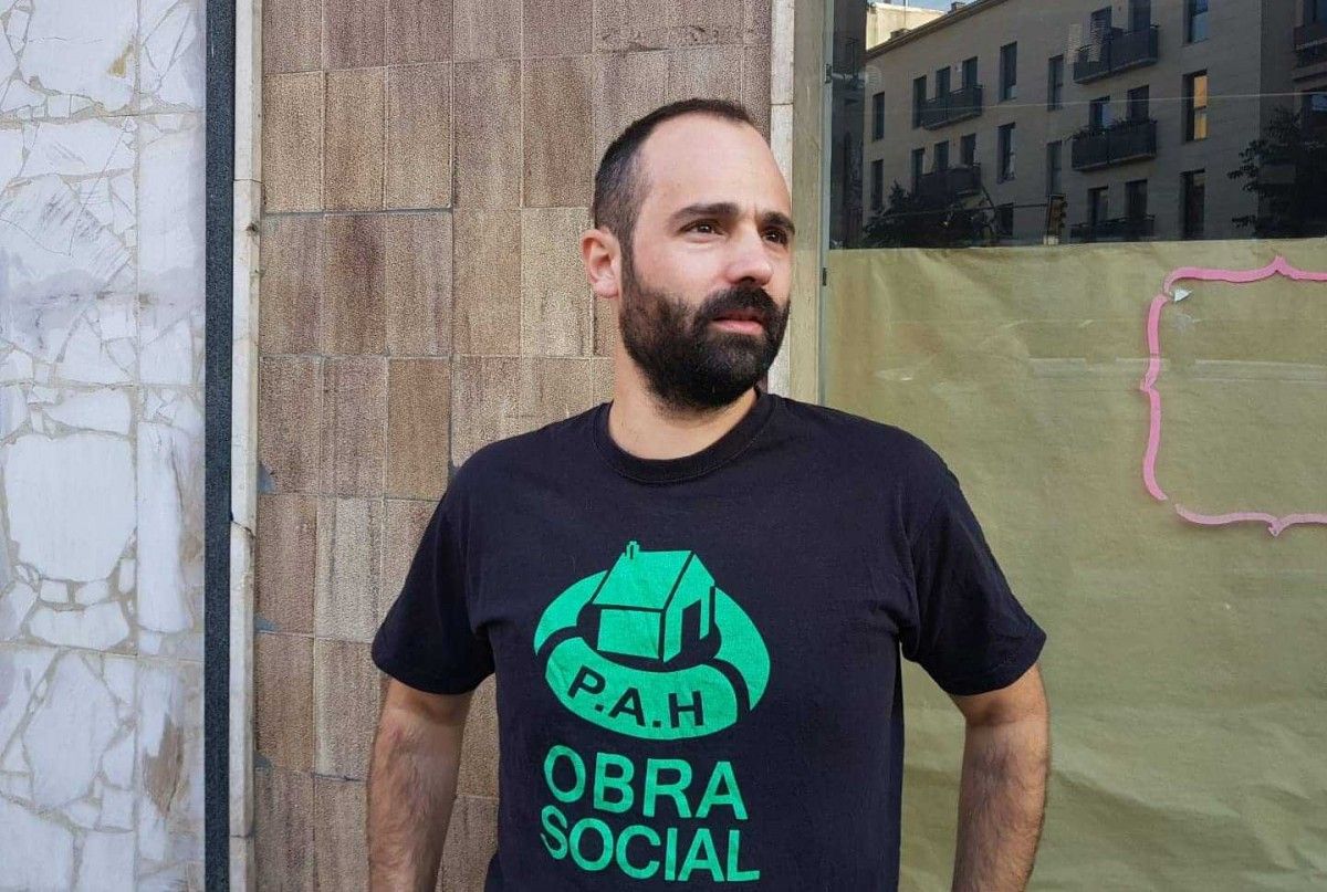 Bernat Sorinas, acusat d'agredir un agent dels Mossos durant una mobilització contra la pobresa energètica