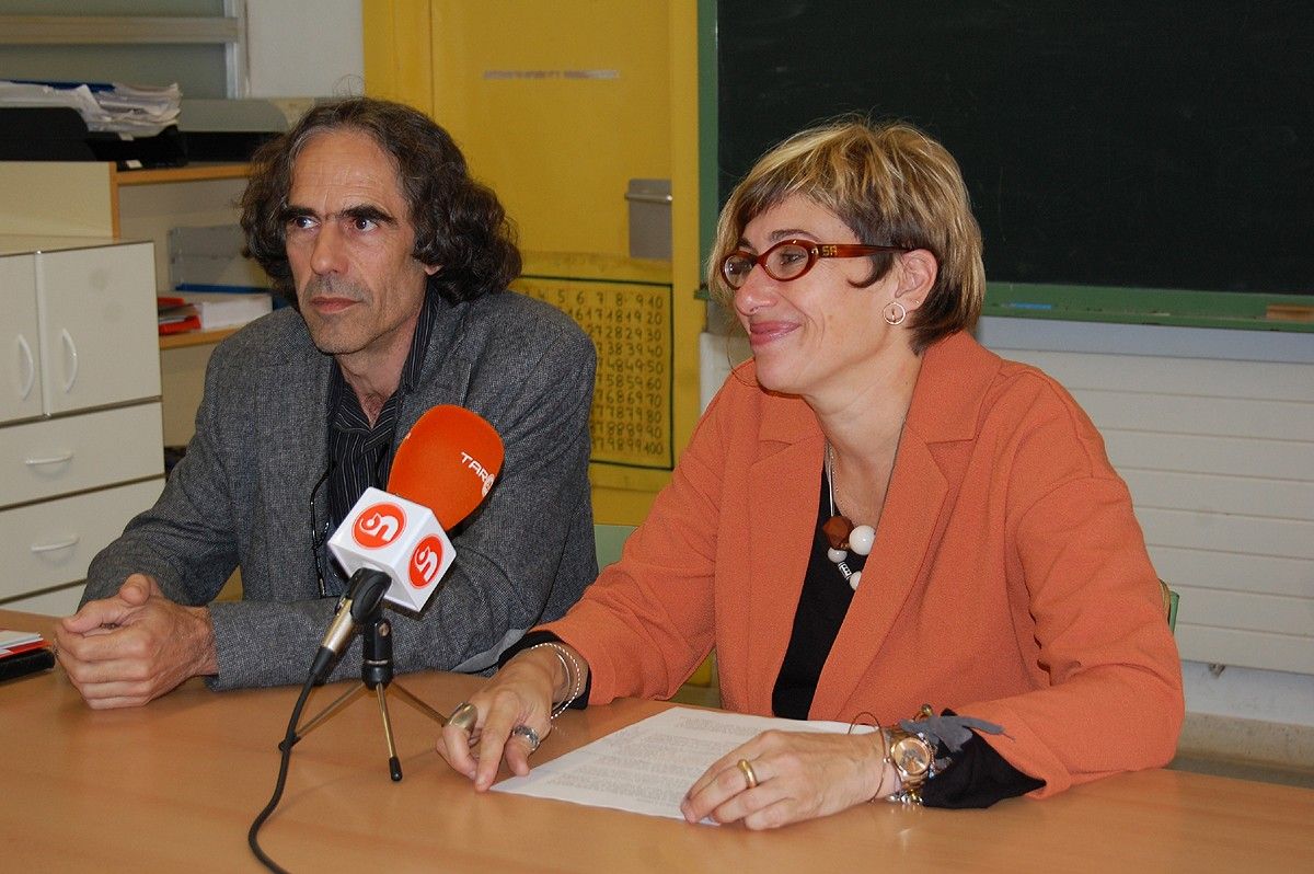 Francesc Vilà i Anna Crespo durant la roda de premsa d'aquest divendres