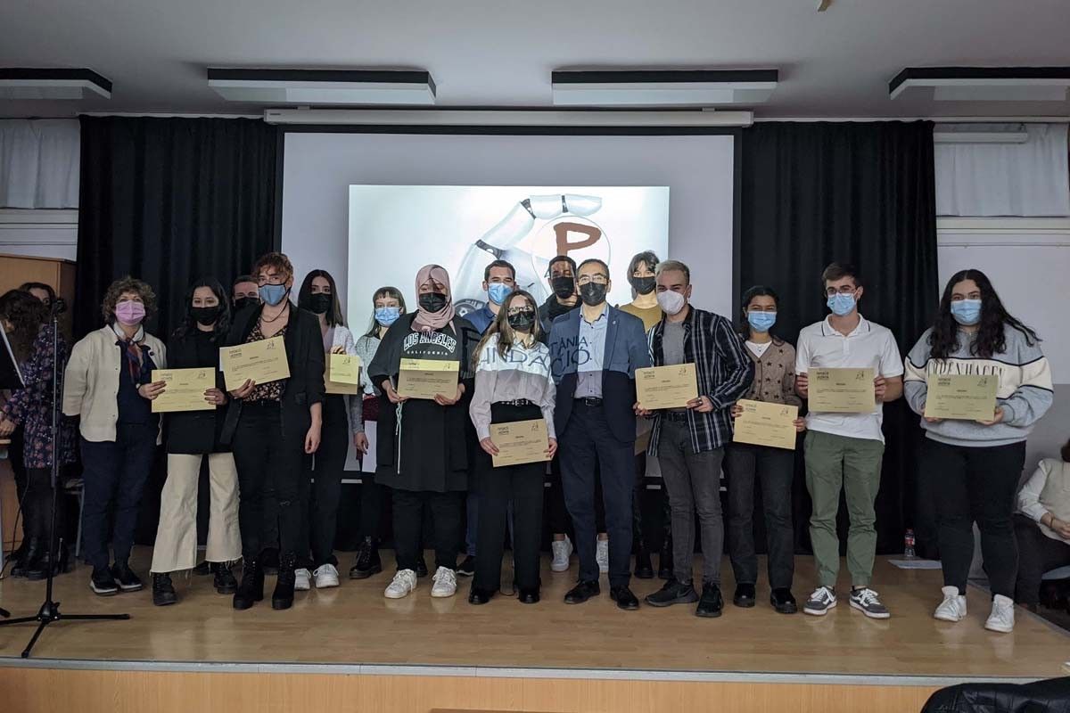 Foto de grup dels premiats per la Fundació Lacetània el 2022