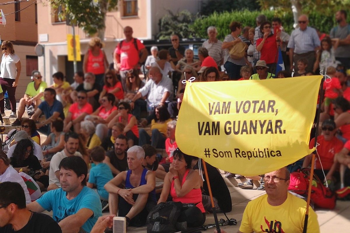 Un miler d'independentistes s'han aplegat a Sant Joan de Vilatorrada