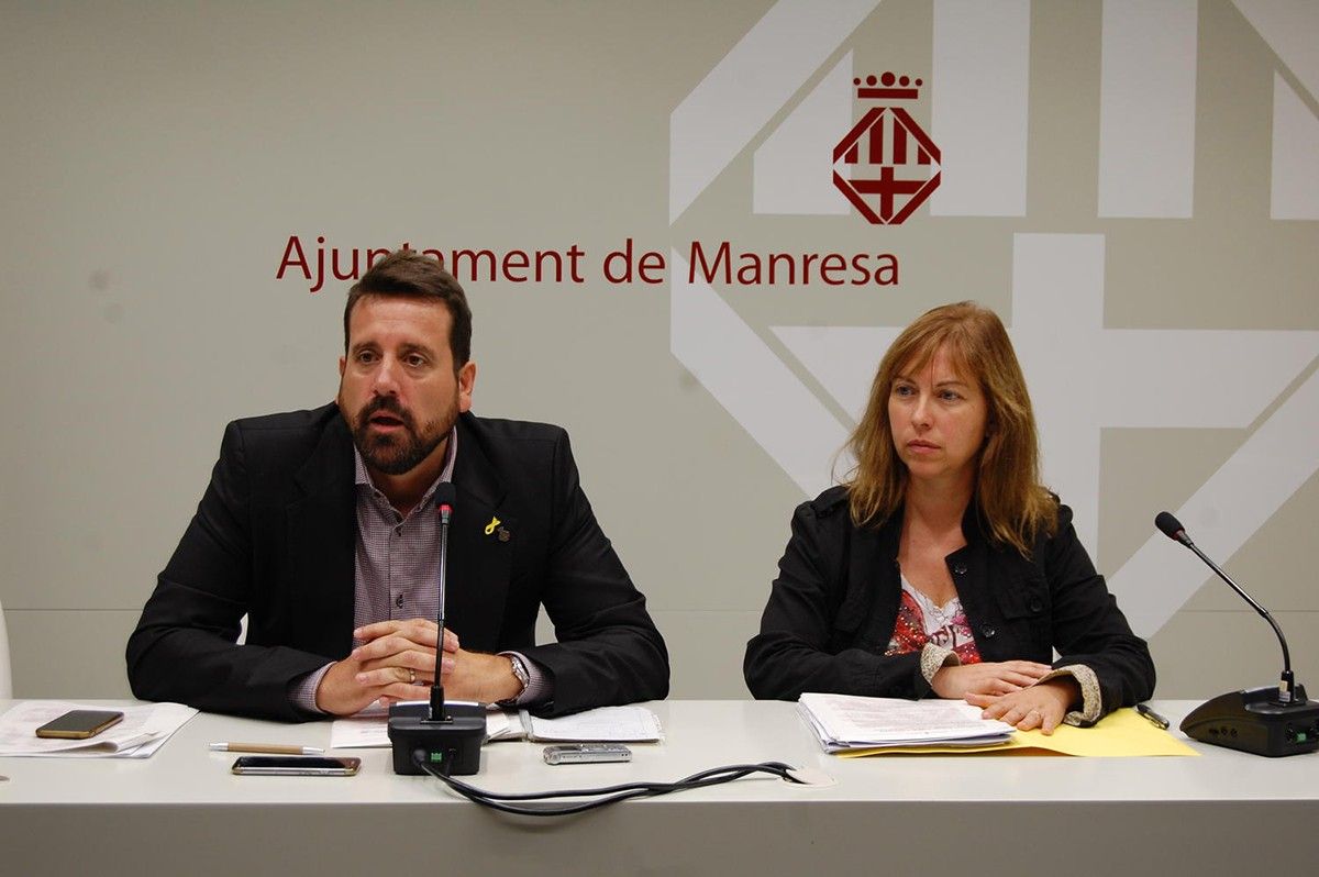 Jordi Serracanta i Queralt Torres durant la roda de premsa
