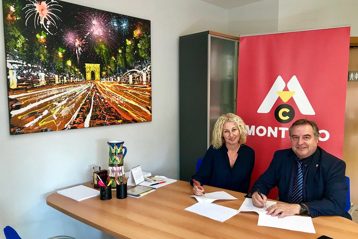 Signatura del conveni entre ROC Consultors i Montepio