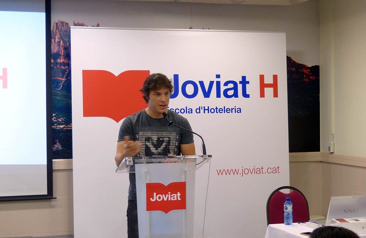Jordi Cruz durant la seva xerrada a la Joviat